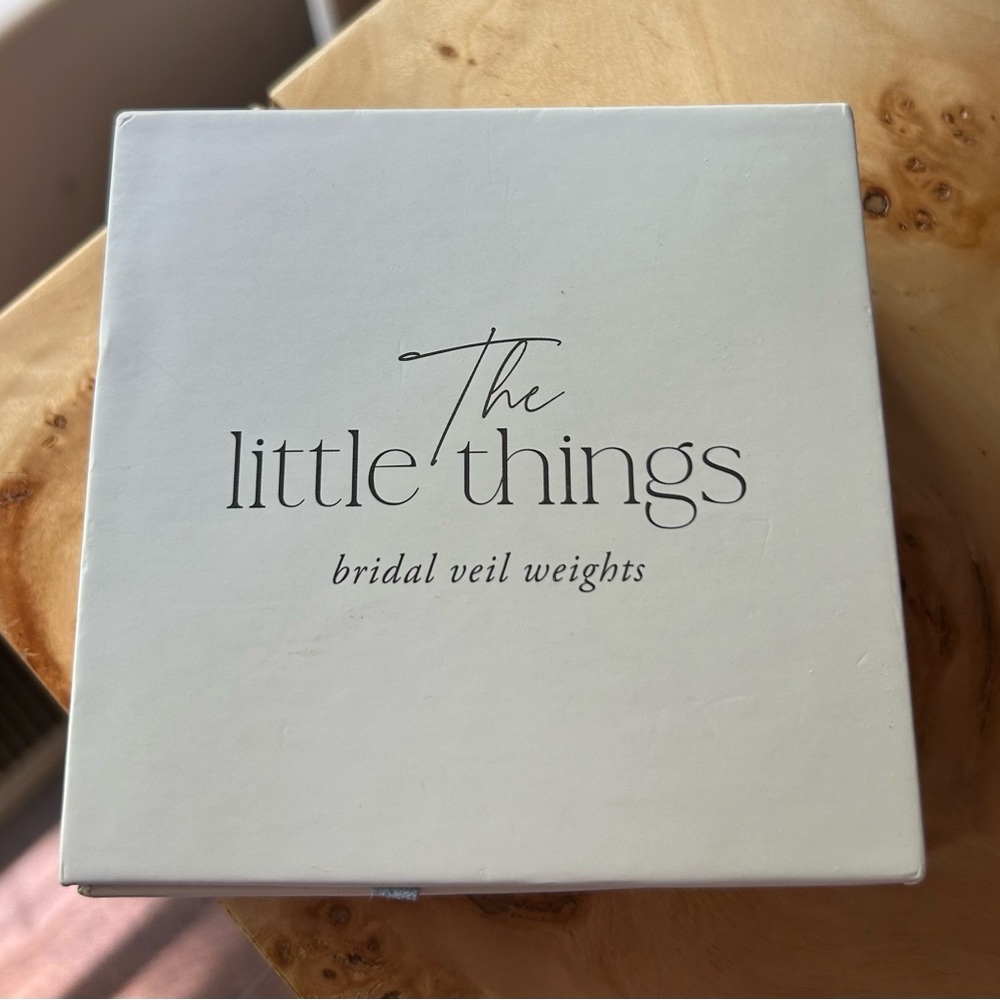The Little Things Bridal Veil Weights